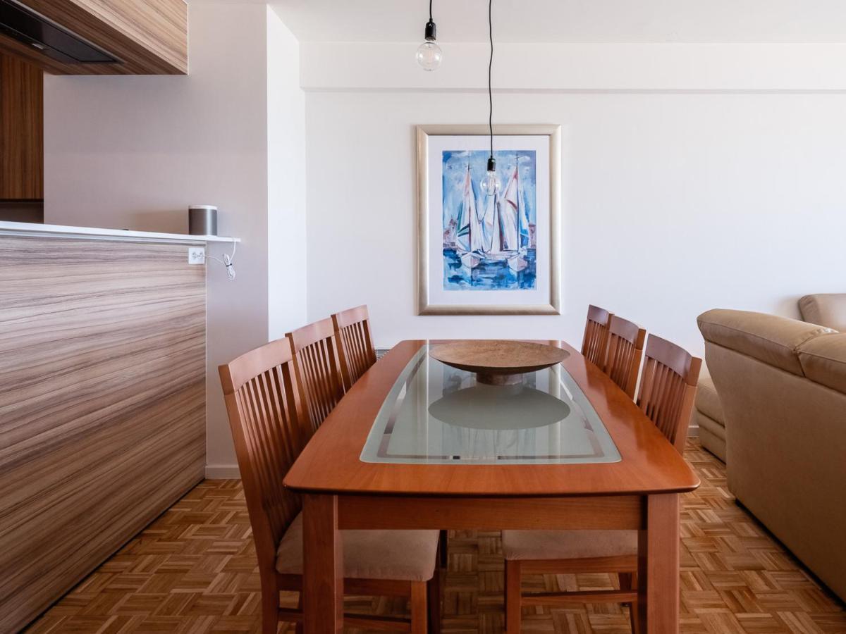Sea You Soon - Appartement Met Toplocatie Op De Zeedijk Met 2 Slaapkamers Middelkerke Exteriör bild