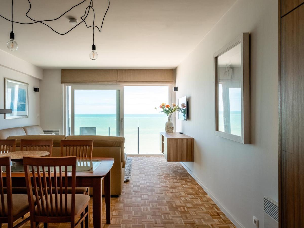 Sea You Soon - Appartement Met Toplocatie Op De Zeedijk Met 2 Slaapkamers Middelkerke Exteriör bild