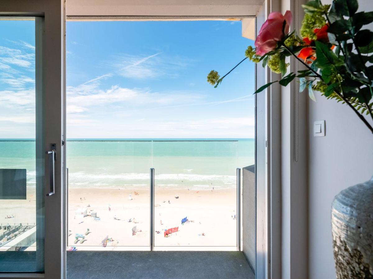 Sea You Soon - Appartement Met Toplocatie Op De Zeedijk Met 2 Slaapkamers Middelkerke Exteriör bild